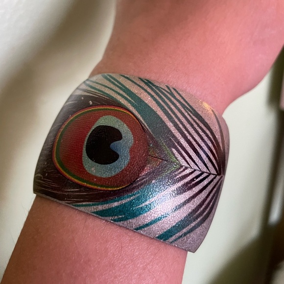 Peacock Feather Cuff Bangle and Earrings - Picture 5 of 13